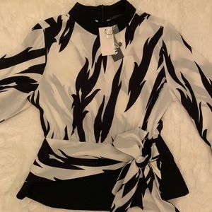 NWT gracia black and white blouse